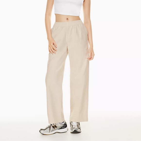 Aritzia Christie Pants - Picture 1 of 2